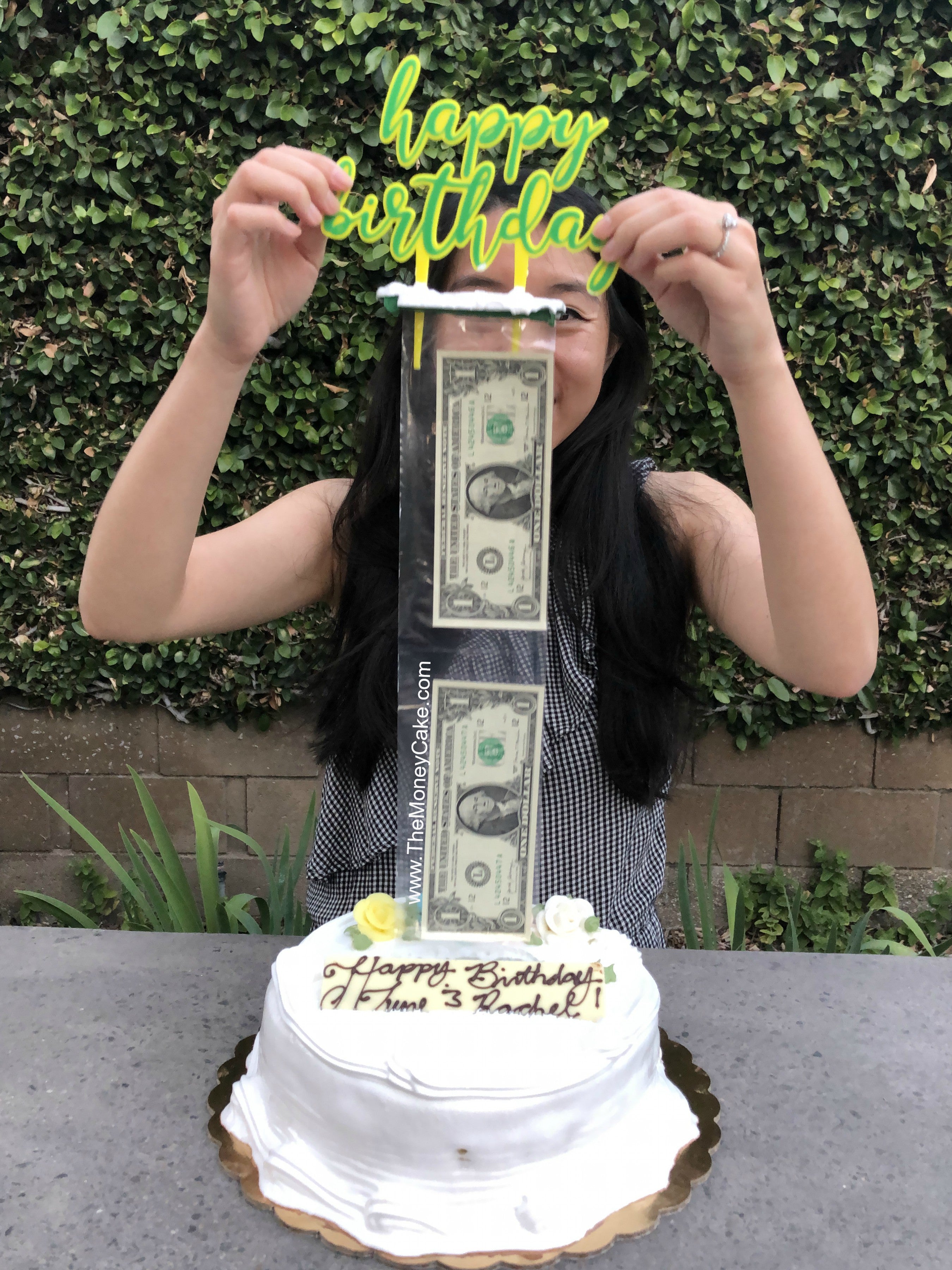 Surprise Your Husband (or Wife) with a Money Cake